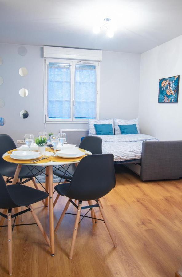 Le Retro Chic - T2 Haut Standing Au Coeur De Corbeil - 48 M2 Apartment Luaran gambar